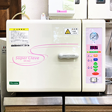 オートクレーブ(高圧蒸気滅菌器)